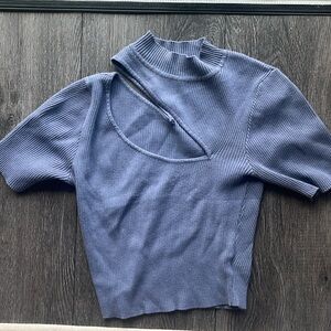 Cutout Lelis Collection top